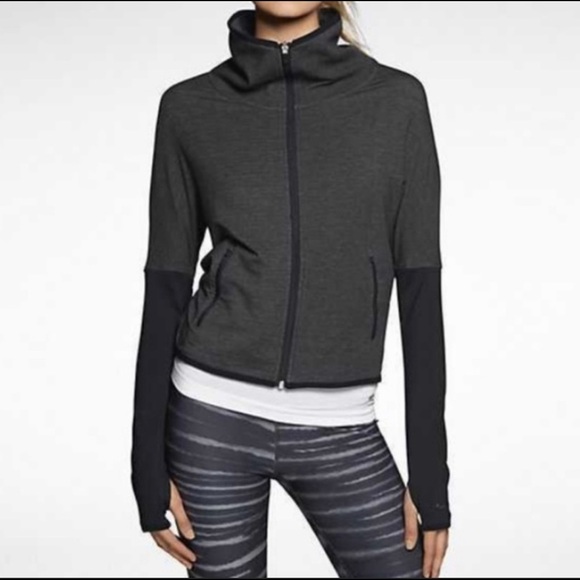 Nike Fearless and Bold Jacket Dolman Full Zip Up Gray Black - Picture 1 of 6